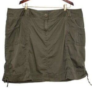 AE Sport Khaki Green Cargo Skirt Skort Cotton Spandex Size 24 Women's Pl…